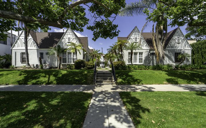 Pictures of Multifamily property located at 537 N Orange Dr, Los Angeles, CA 90036 for sales - image #1