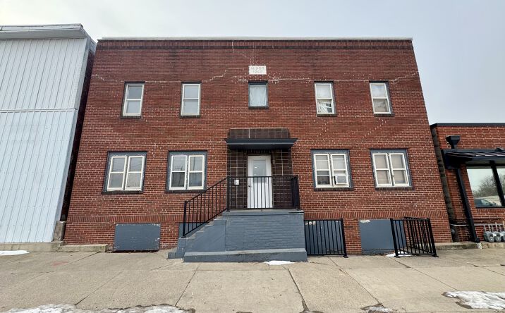 Pictures of Multifamily property located at 17 W 4th St, Atlantic, IA 50022 for sales - image #1