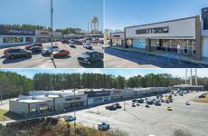 30032572
