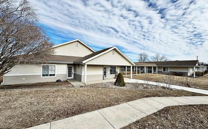 Pictures of Multifamily property located at 1806 Main St, Gowrie, IA 50543 for sales - image #1