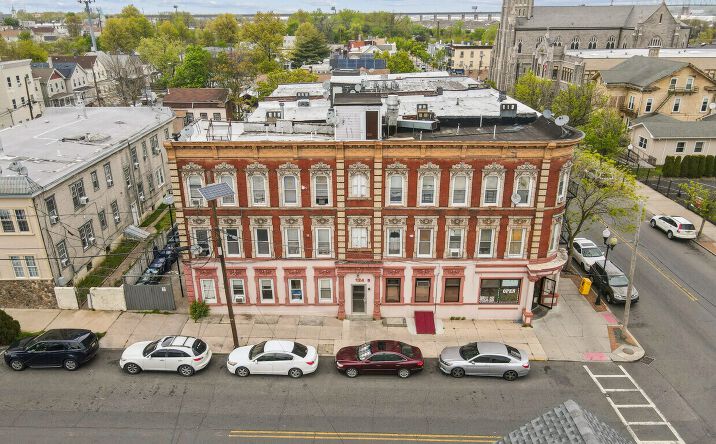 Pictures of Mixed Use, Multifamily property located at 475 State St, Perth Amboy, NJ 08861 for sales - image #1