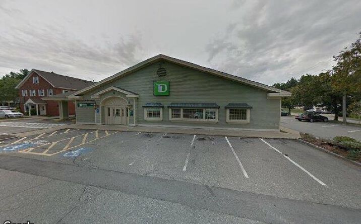 Pictures of Retail property located at 184 New Hampshire 101, Bedford, NH 03110 for sales - image #1