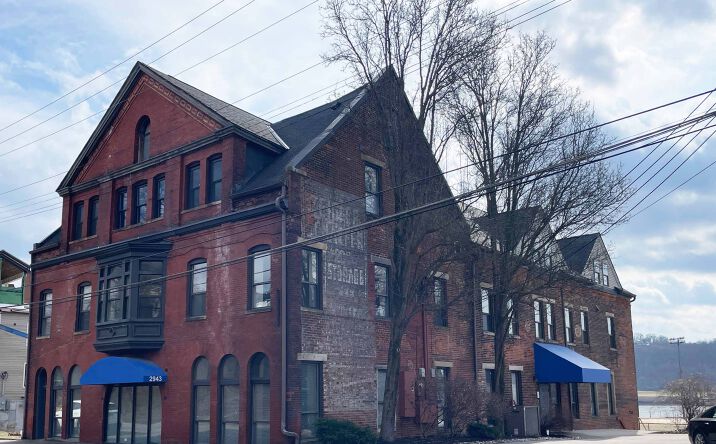 Pictures of Office property located at 2943 Riverside Dr, Cincinnati, OH 45226 for sales - image #1