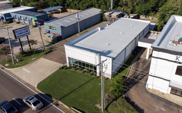 Pictures of Industrial, Mixed Use, Retail, Special Purpose property located at 4680 I-55 South Frontage Rd, Jackson, MS 39212 for sales - image #1