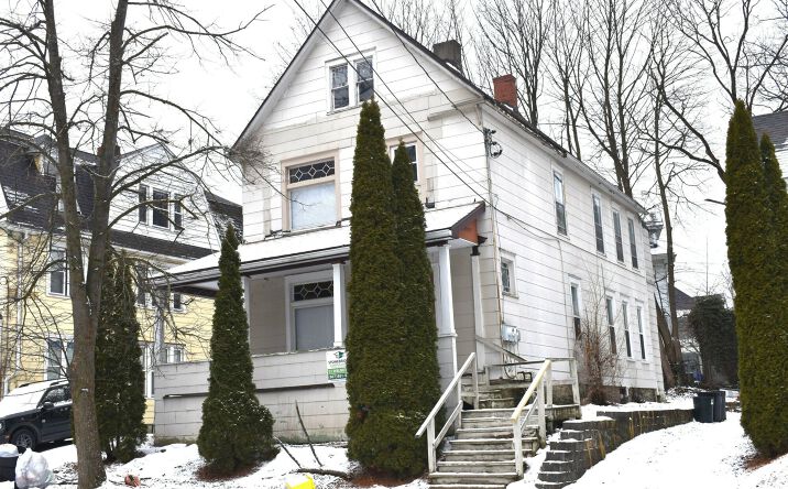 image of property at 11 WALNUT ST Binghamton NY 13905-4412