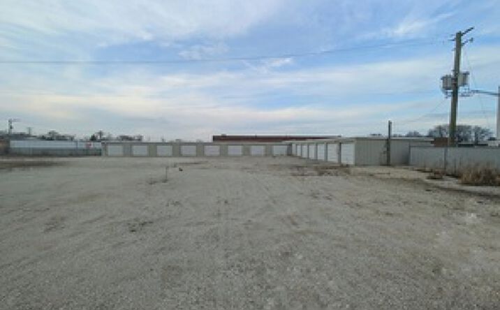 Pictures of Land property located at 4150 W 126th St, Alsip, IL 60803 for sales - image #1