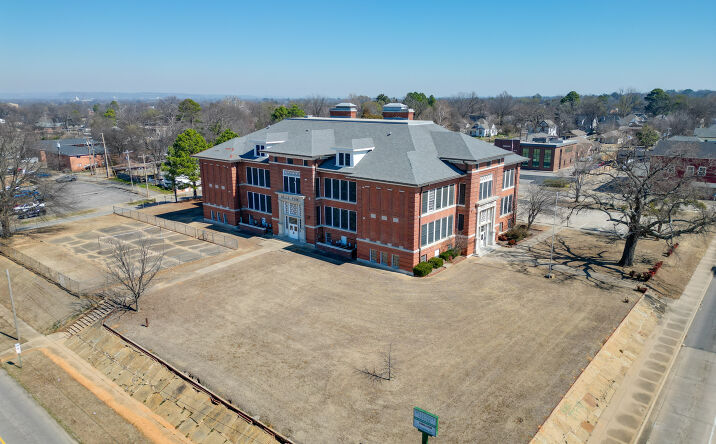 Pictures of Special Purpose property located at 1501 Dodson Ave, Fort Smith, AR 72901-5127 for sales - image #1