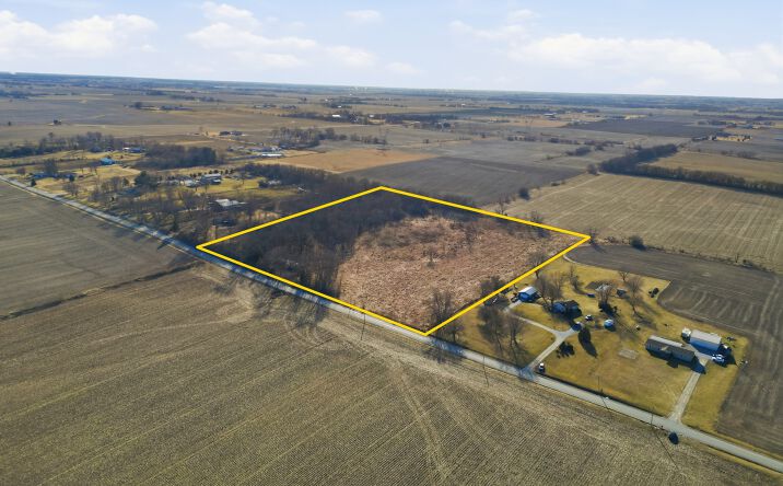 Pictures of Land property located at 31506 S State Line Road, Beecher, IL 60401 for sales - image #1