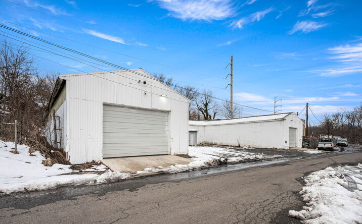 Pictures of Industrial property located at 4220-4224 HOLMESBURG AVENUE, PHILADELPHIA, PA 19136 for sales - image #1