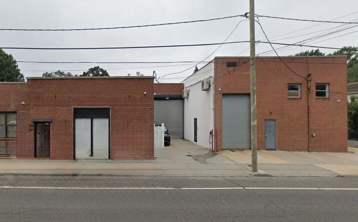 Pictures of Industrial property located at 2565 N Jerusalem Rd, East Meadow, NY 11554 for sales - image #1