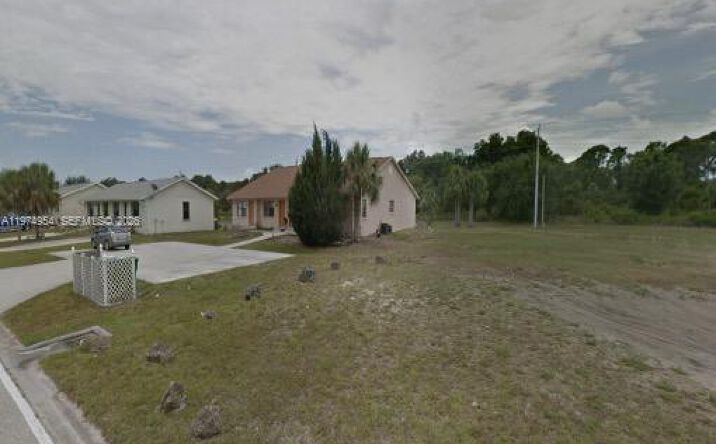 Pictures of Land property located at 71 Boundery blvd, Other City - In The State Of Florida, FL 33948 for sales - image #1