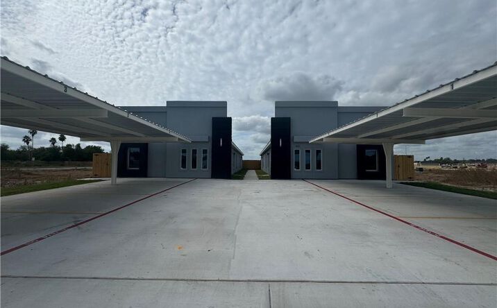 Pictures of Multifamily property located at 909 Glory, Alamo, TX 78589 for sales - image #1