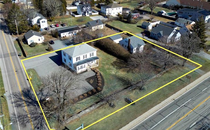Pictures of Office, Land, Retail, Mixed Use property located at 460 470 East Main Road, Middletown, RI 02842 for sales - image #1