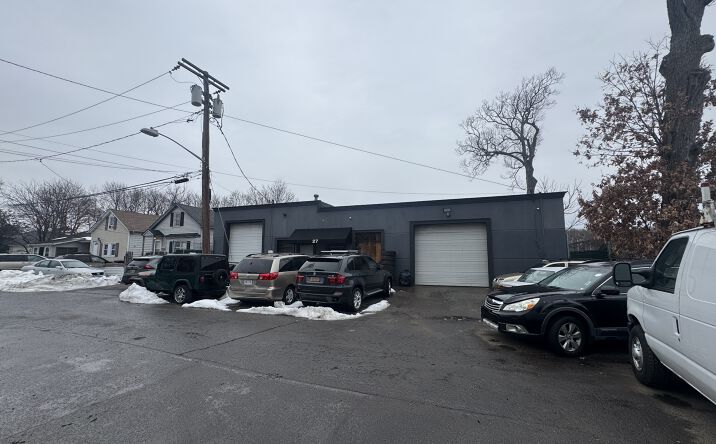 Pictures of Industrial property located at 27 Lockwood Ave, Bay Shore, NY 11706 for sales - image #1