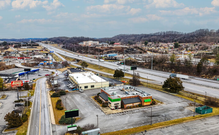 Pictures of Retail property located at 3173 Linden Dr, Bristol, VA 24202 for sales - image #1