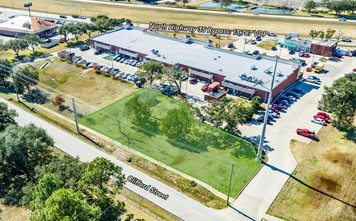 Pictures of Land property located at Clifford St, Alvin, TX 77511 for sales - image #1