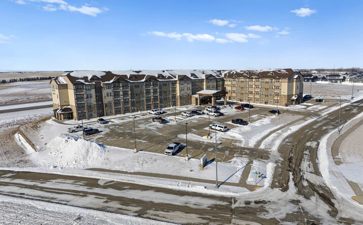 Pictures of Hospitality property located at 2301 Landmark Cir, Minot, ND 58703 for sales - image #1