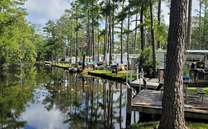 Pictures of Multifamily property located at 3257 Colechester Rd, Virginia Beach, VA 23456 for sales - image #1