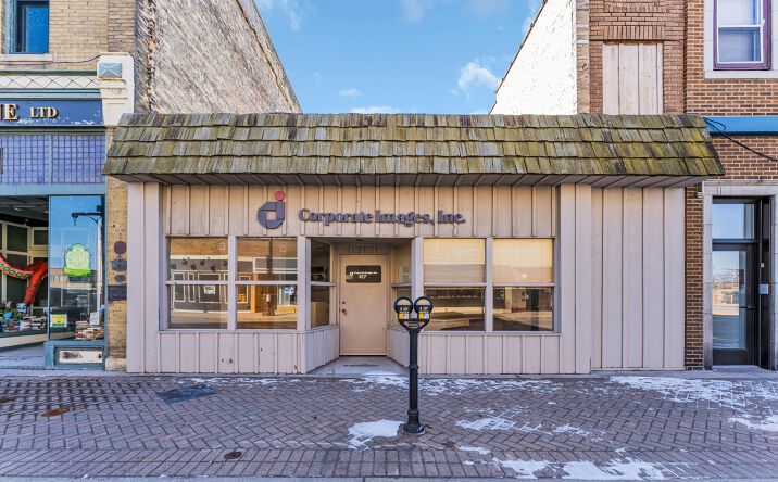 Pictures of Office property located at 417 6th St, Racine, WI 53403 for sales - image #1