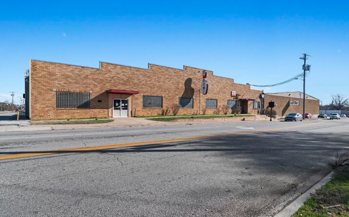 Pictures of Hospitality property located at 1419 W 4th St, Joplin, MO 64801 for sales - image #1