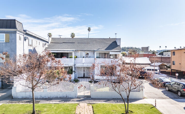 Pictures of Multifamily property located at 1716 Winona Blvd, Los Angeles, CA 90027 for sales - image #1