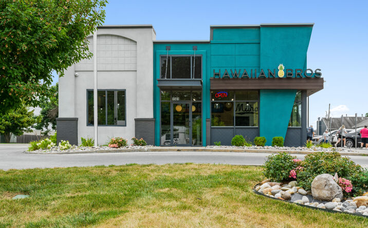 Pictures of Retail property located at 1501 W 23rd St, Lawrence, KS 66046 for sales - image #1
