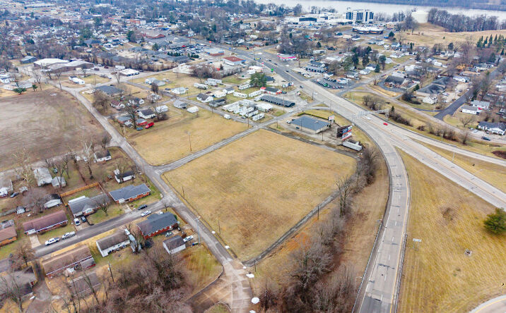 Pictures of Land property located at 544 Elk Ave, Henderson, KY 42420 for sales - image #1