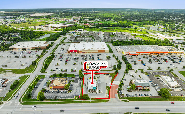 Pictures of Retail property located at 1112 E North Ave, Belton, MO 64012 for sales - image #1