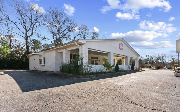 Pictures of Retail property located at 64 N Main St, Watkinsville, GA 30677 for sales - image #1