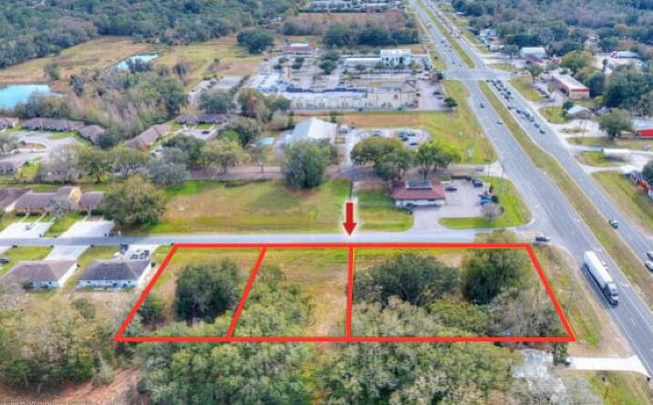 Pictures of Land property located at Fox Lake Dr, Lakeland, FL 33809 for sales - image #1