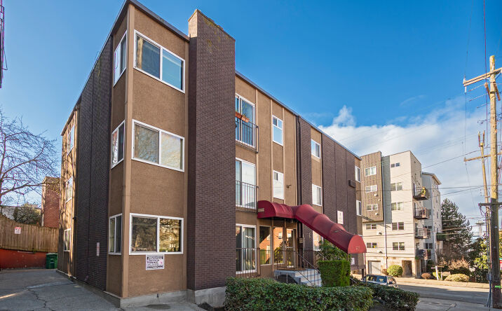 Pictures of Multifamily property located at 403 E Thomas St, Seattle, WA 98102 for sales - image #1