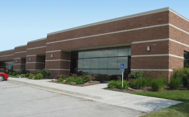 Pictures of Industrial property located at 6602-30 So. 118th Street, Omaha, NE 68137 for comps - image #1