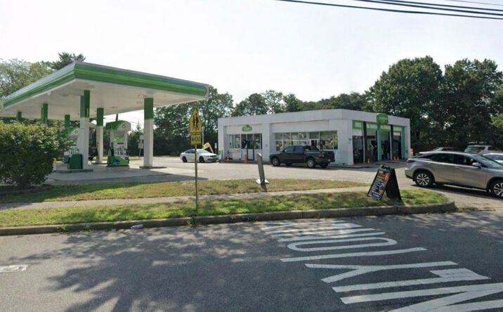 Pictures of Retail property located at 536 Alps Rd, Wayne, NJ 07470 for sales - image #1