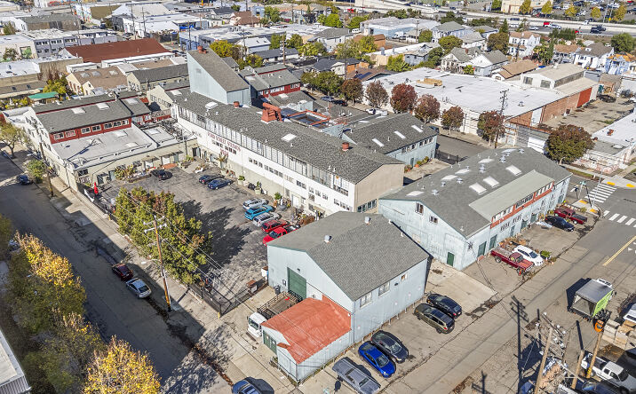 Pictures of Multifamily property located at 2934 Ford St, Oakland, CA 94601 for sales - image #1