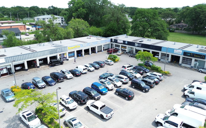 Pictures of Retail property located at 6445 W 111th St, Worth, IL 60482 for sales - image #1
