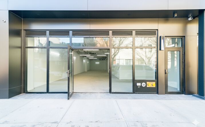 Pictures of Retail property located at 196 Stanhope St, Brooklyn, NY 11237 for sales - image #1