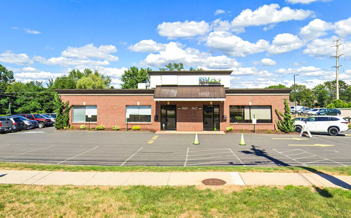 Pictures of Office, Retail property located at 860 -62 Silas Deane Hwy, Wethersfield, CT 06109 for sales - image #1