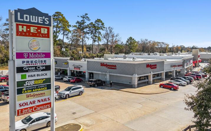 Pictures of Retail property located at 1501 W Church St, Livingston, TX 77351 for sales - image #1