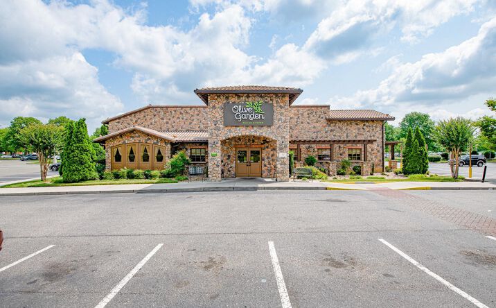 Pictures of Retail property located at 4467 S Laburnum Ave, Henrico, VA 23231 for sales - image #1