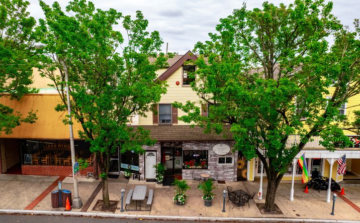 Pictures of Mixed Use, Multifamily, Retail property located at 63 Main St, Toms River, NJ 08753 for sales - image #1