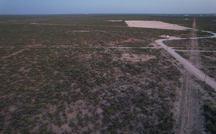 Pictures of Land property located at Steeple O Pkwy, Monahans, TX 79756 for sales - image #1