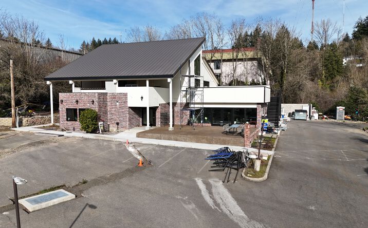 Pictures of Retail property located at 5515 SW Canyon Ct, Portland, OR 97221 for sales - image #1