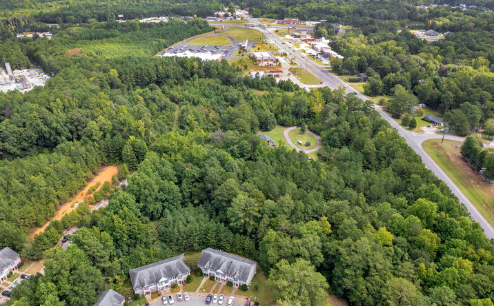 Pictures of Land, Mixed Use, Multifamily, Retail, Senior Living property located at 1901 Zebulon Rd, Griffin, GA 30224 for sales - image #1