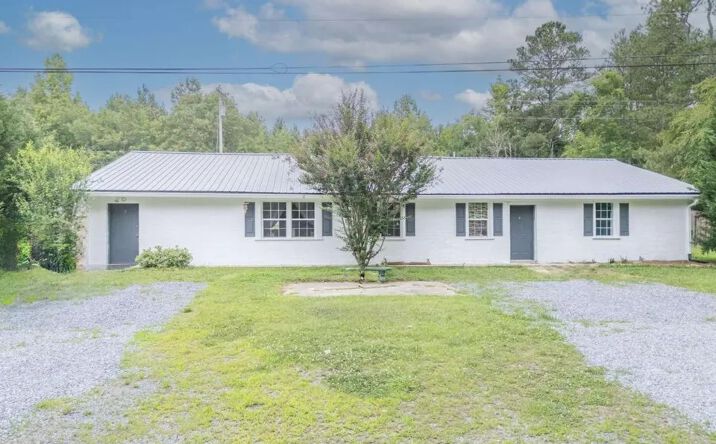 Pictures of Multifamily property located at 4494 Old Summerville Rd, Armuchee, GA 30105 for sales - image #1