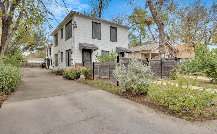 Pictures of Multifamily property located at 4302 Avenue G Avenue #A, B, C, Austin, TX 78751 for sales - image #1