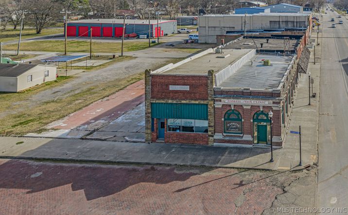 Pictures of Mixed Use, Office, Retail property located at 104 E Main, Haskell, OK 74436 for sales - image #1