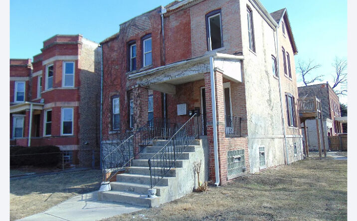 Pictures of Multifamily property located at 6959 S Calumet Avenue, Chicago, IL 60637 for sales - image #1
