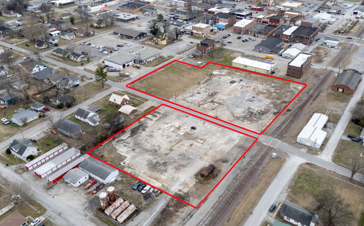 Pictures of Special Purpose property located at 100 St. Louis Street, West Frankfort, IL 62896 for sales - image #1