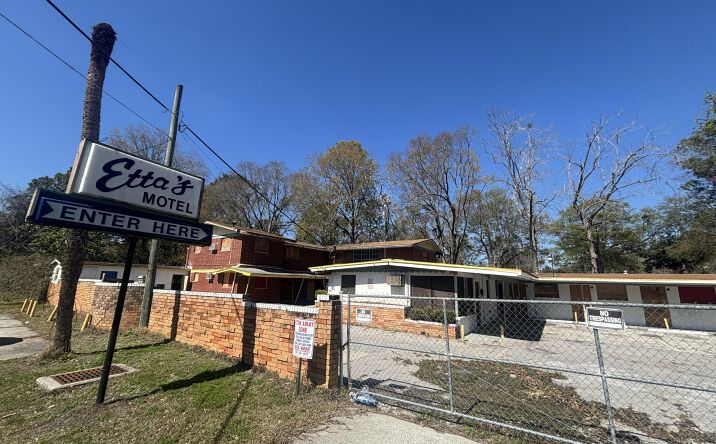 Pictures of Hospitality, Office property located at 5913 MONCRIEF Road W, Jacksonville, FL 32219 for sales - image #1