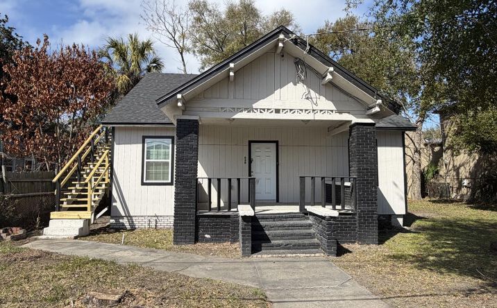 Pictures of Multifamily property located at 639 E 27TH Street, Jacksonville, FL 32206 for sales - image #1